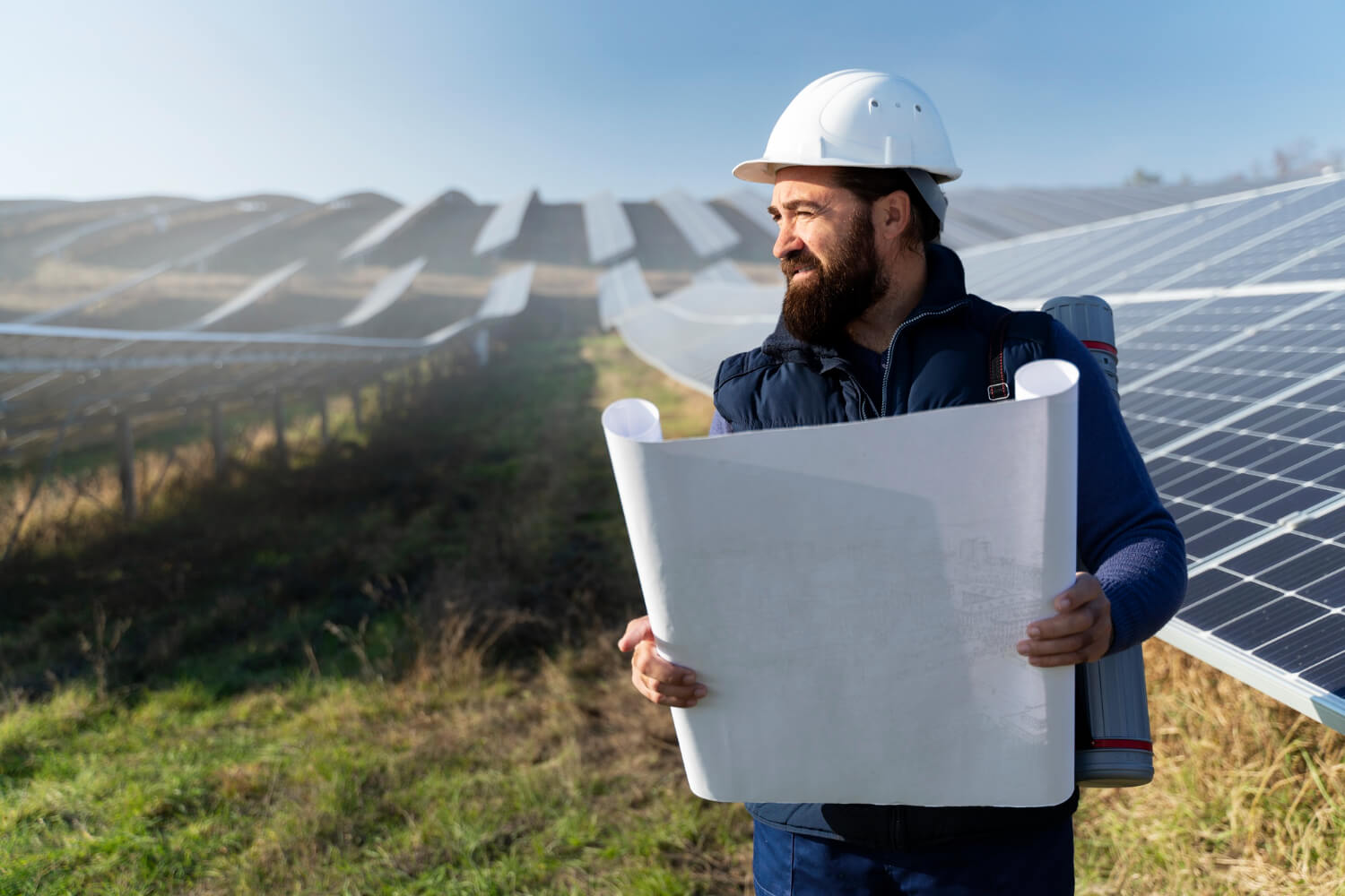 Arazi tipi güneş enerji sistemi